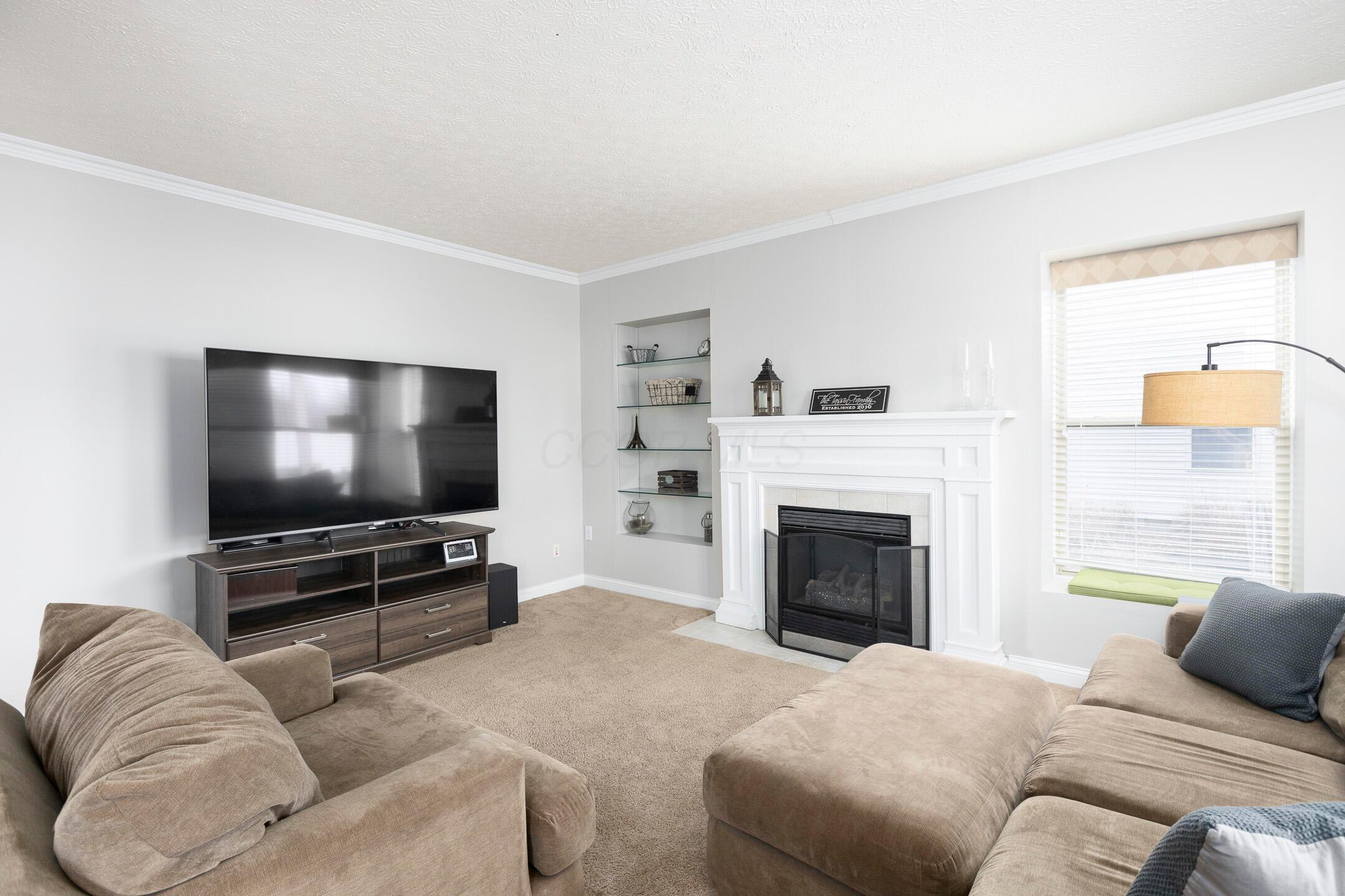 5708 Westbriar Drive, Hilliard, Ohio image 12