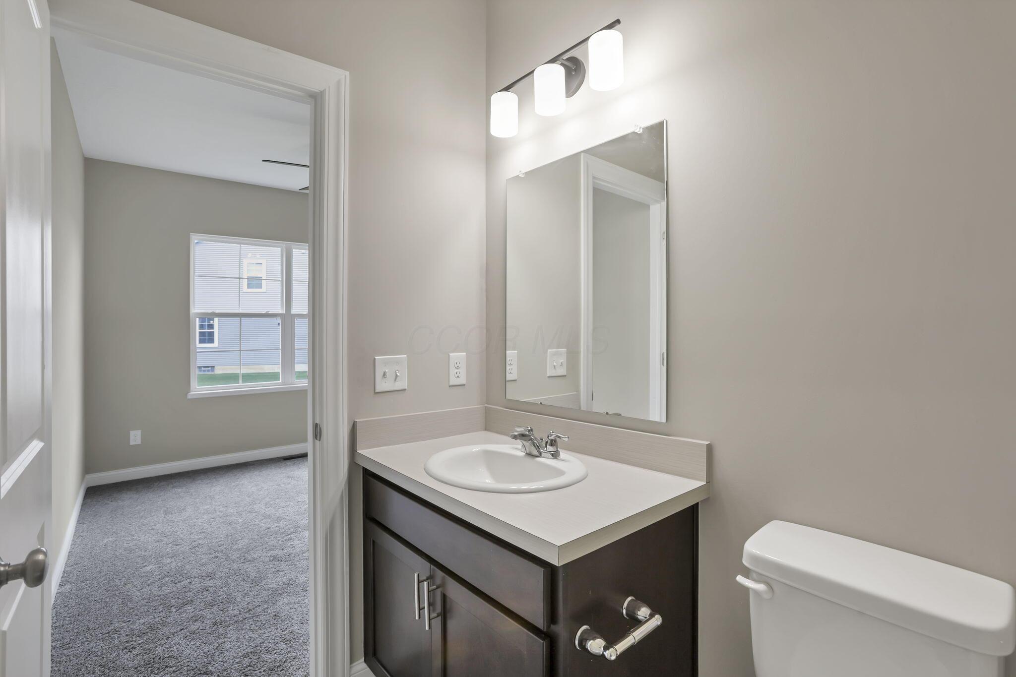 592 Courtright Drive, Pickerington, Ohio image 35
