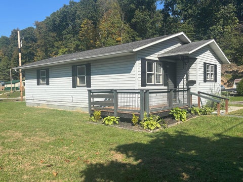 Photo of 475 West Street, Logan, OH 43138 (MLS # 226037459)