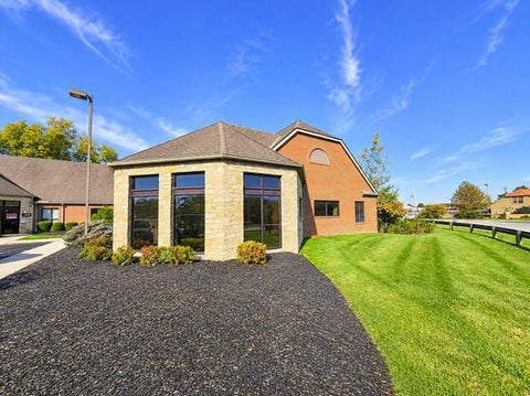 Photo of 3931 Berry Leaf Lane, Hilliard, OH 43026 (MLS # 226041213)