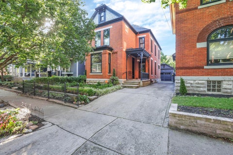 Photo of 285 Reinhard Avenue, Columbus, OH 43206 (MLS # 226038775)