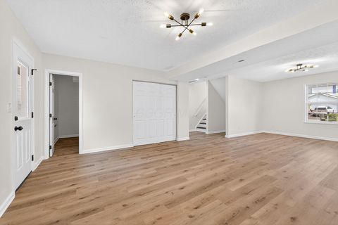 Tiny photo for 367 Effington Lane, Columbus, OH 43207 (MLS # 226015825)