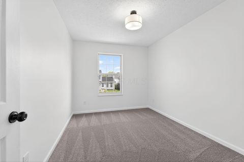 Tiny photo for 367 Effington Lane, Columbus, OH 43207 (MLS # 226015825)