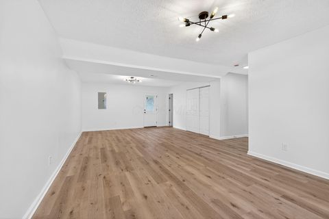 Tiny photo for 367 Effington Lane, Columbus, OH 43207 (MLS # 226015825)