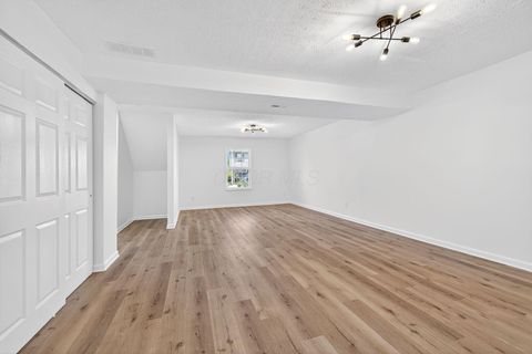 Tiny photo for 367 Effington Lane, Columbus, OH 43207 (MLS # 226015825)
