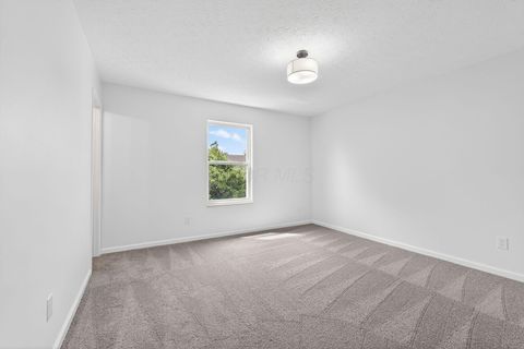 Tiny photo for 367 Effington Lane, Columbus, OH 43207 (MLS # 226015825)