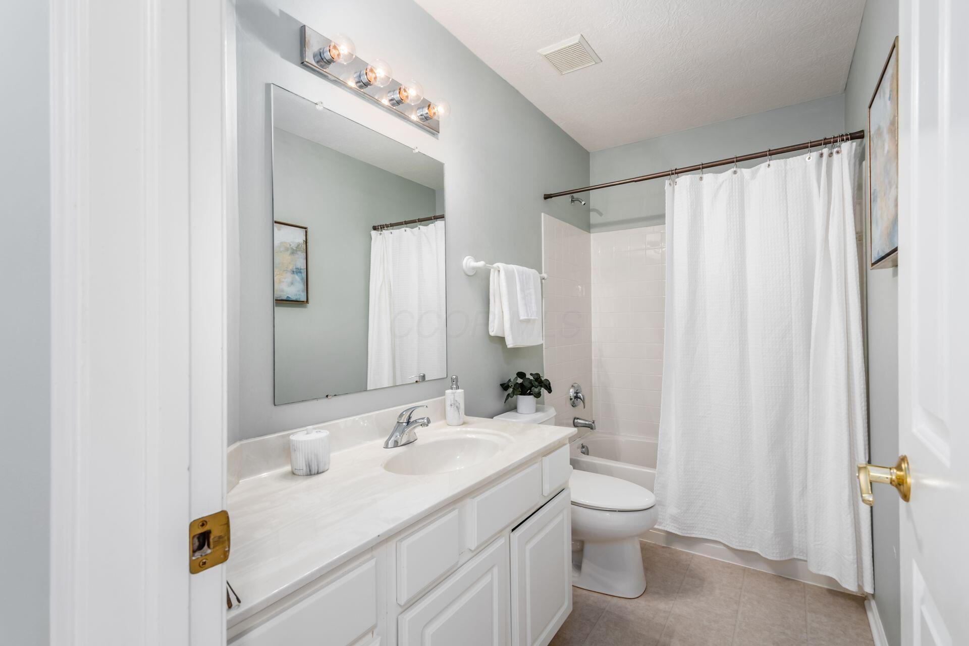 6449 Herb Garden Court, New Albany, Ohio image 35