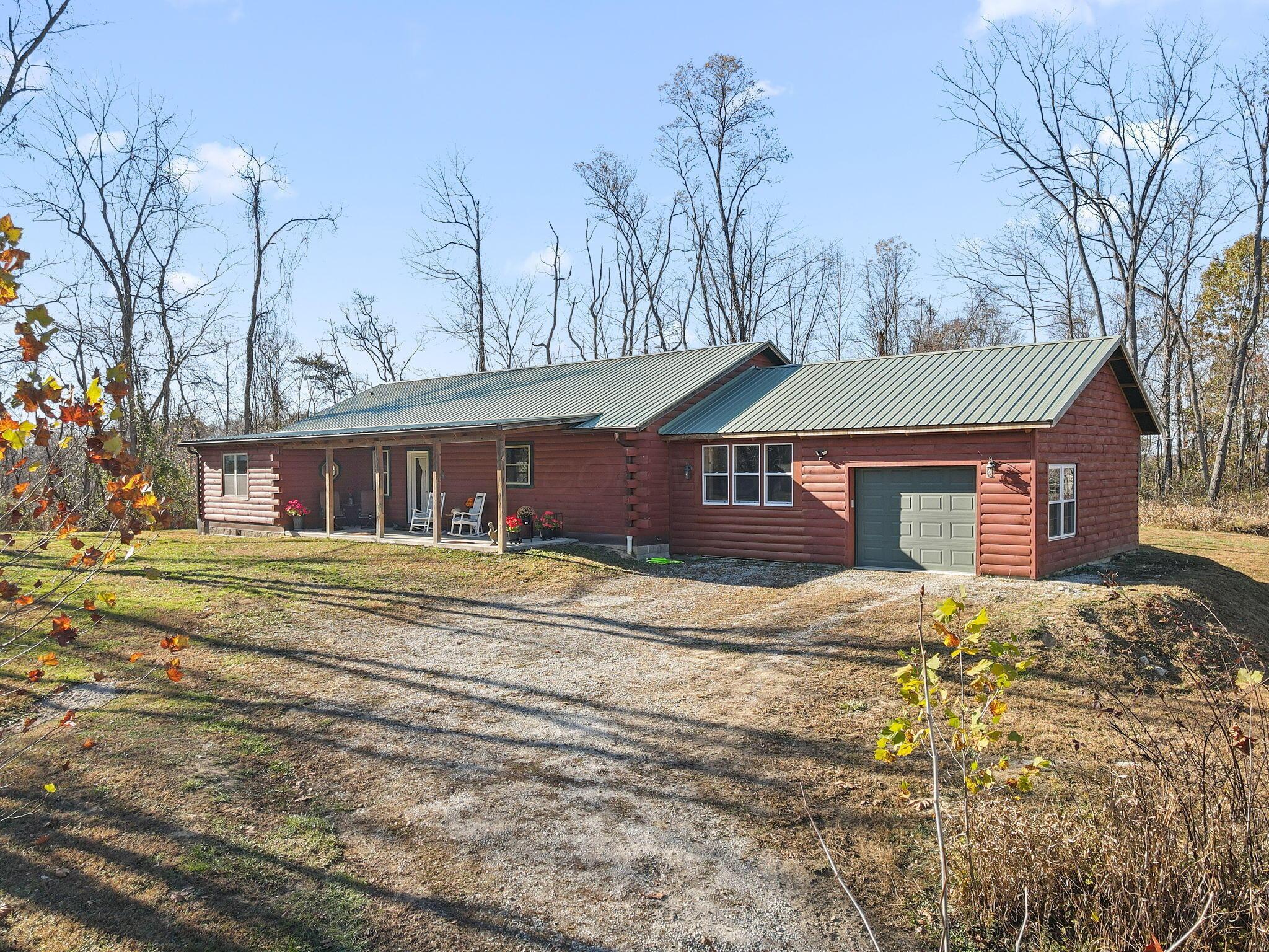 37019 Maysville Greendale Road, Logan, Ohio image 31