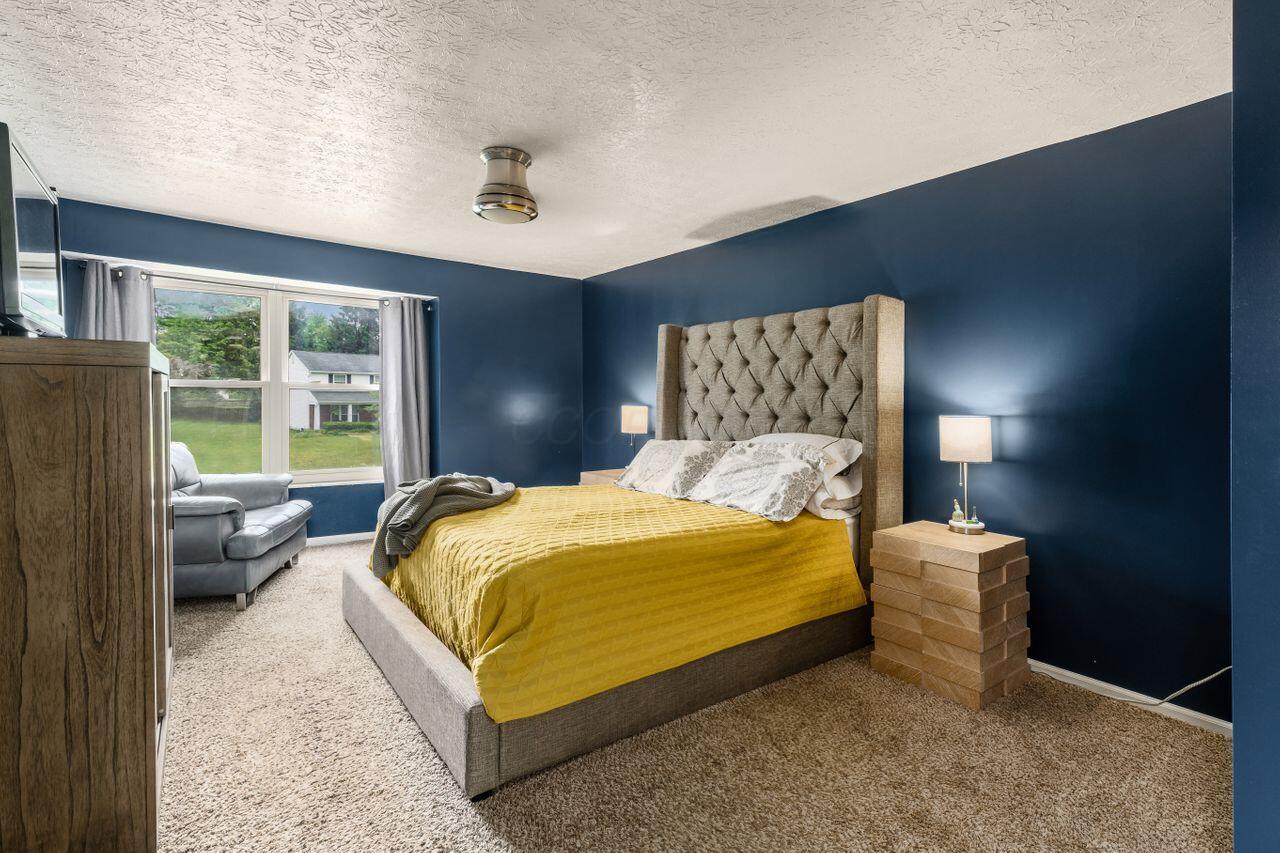 10102 Oxford Drive, Pickerington, Ohio image 11