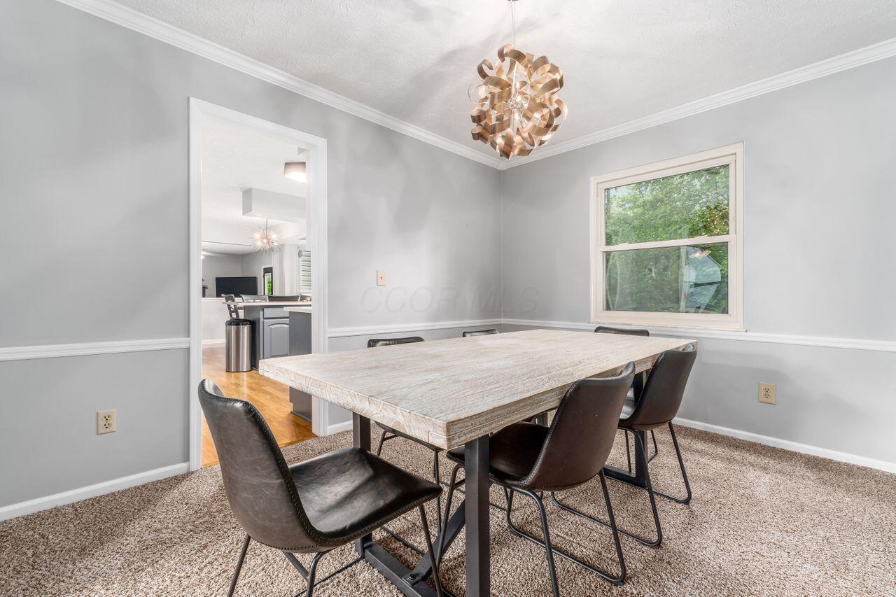 10102 Oxford Drive, Pickerington, Ohio image 3