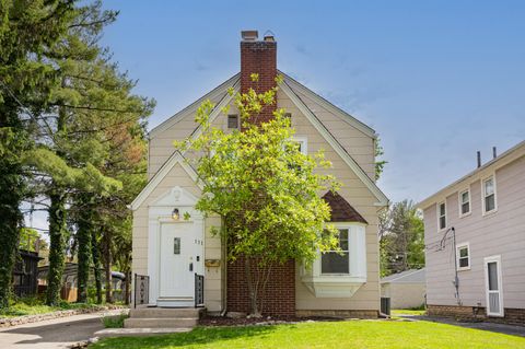 Photo of 111 Morse Road, Columbus, OH 43214 (MLS # 226017217)