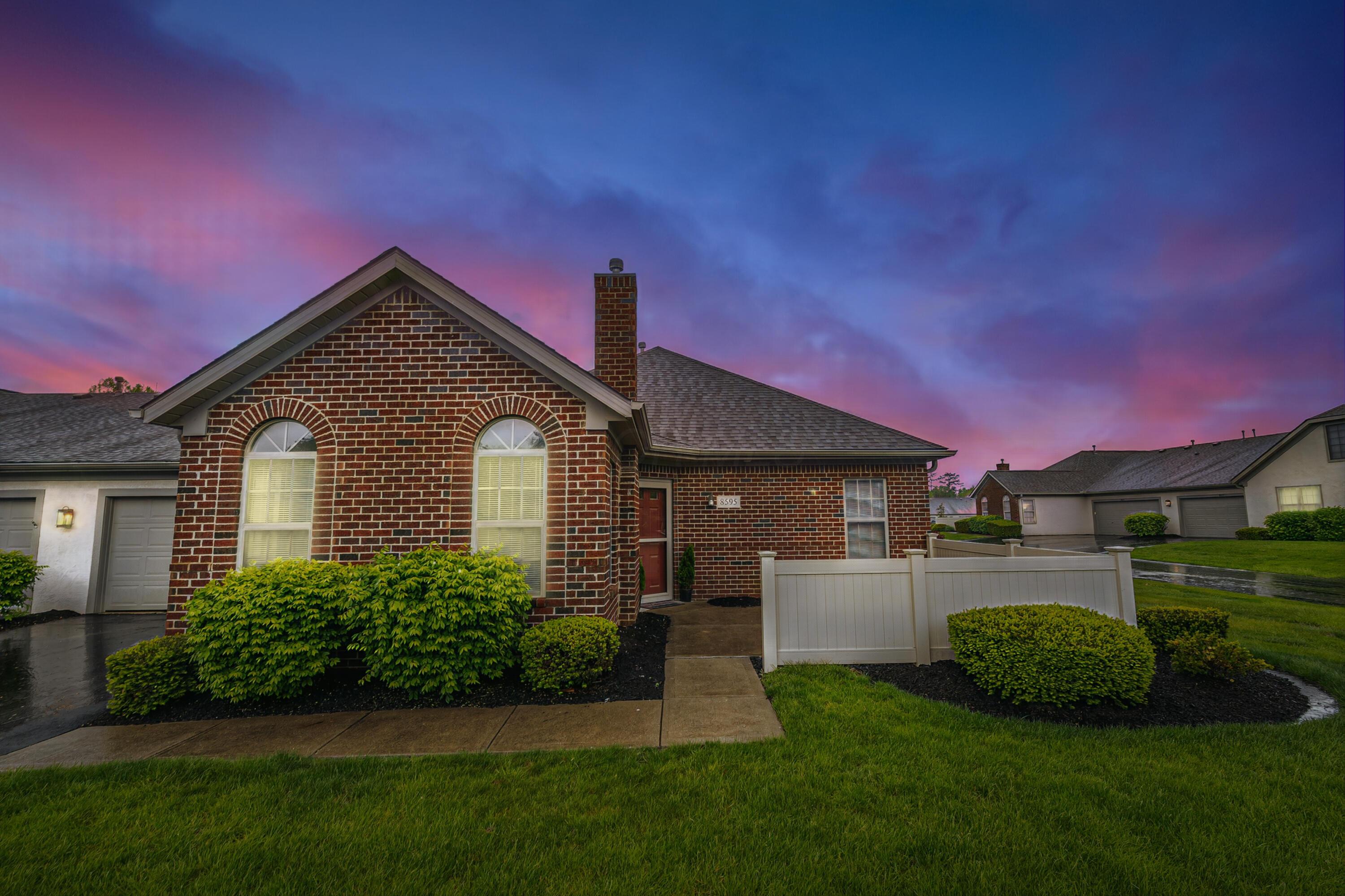 8595 Stonewoods Lane, Powell, Ohio image 37