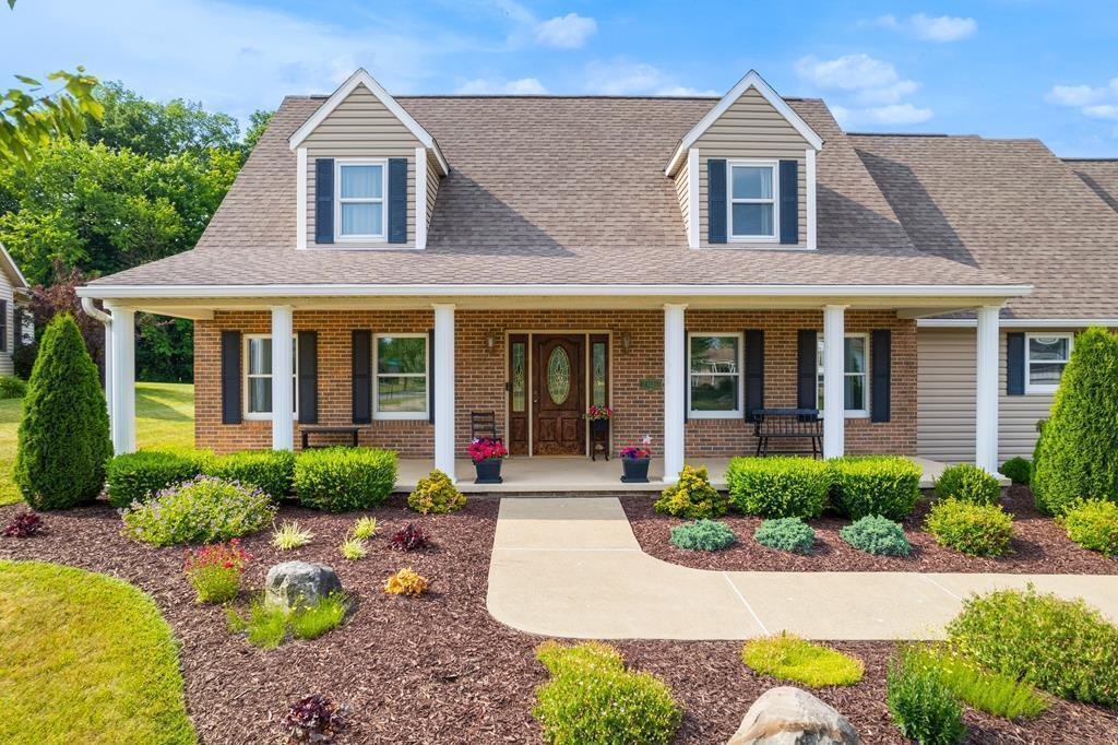 852 Stone Creek Boulevard, Ashland, Ohio image 2