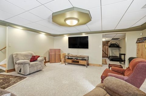 Tiny photo for 260 California Avenue, Springfield, OH 45505 (MLS # 226002723)