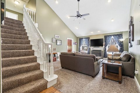 Tiny photo for 260 California Avenue, Springfield, OH 45505 (MLS # 226002723)