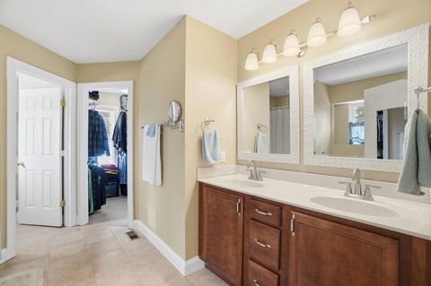 Tiny photo for 260 California Avenue, Springfield, OH 45505 (MLS # 226002723)