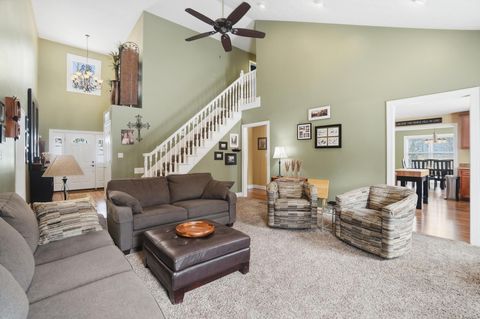 Tiny photo for 260 California Avenue, Springfield, OH 45505 (MLS # 226002723)