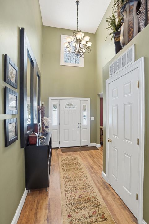 Tiny photo for 260 California Avenue, Springfield, OH 45505 (MLS # 226002723)