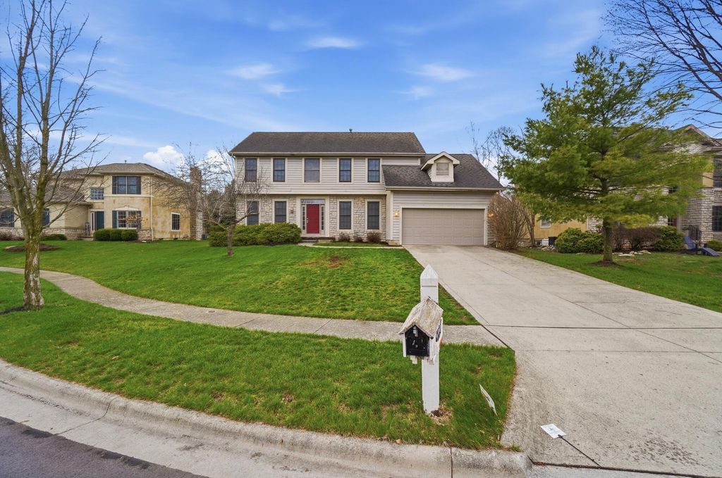 Photo of 6827 Nolon Court, Dublin, OH 43017 (MLS # 226013738)