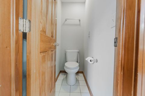 Tiny photo for 516 Ivyside Square, Westerville, OH 43082 (MLS # 226022769)