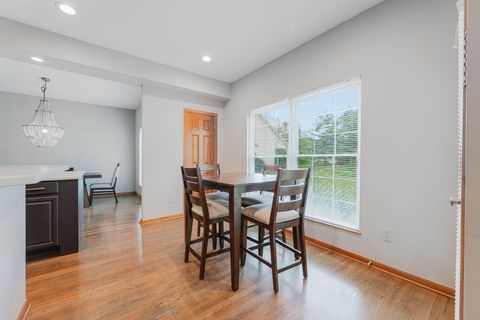 Tiny photo for 516 Ivyside Square, Westerville, OH 43082 (MLS # 226022769)