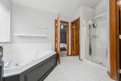 Tiny photo for 516 Ivyside Square, Westerville, OH 43082 (MLS # 226022769)