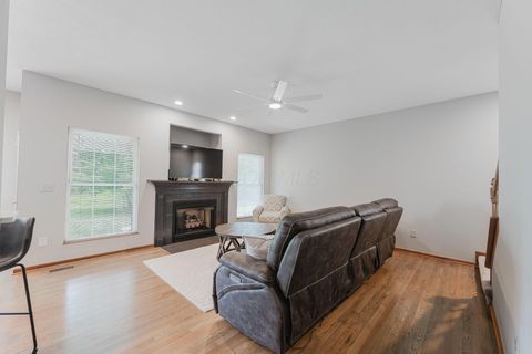 Tiny photo for 516 Ivyside Square, Westerville, OH 43082 (MLS # 226022769)