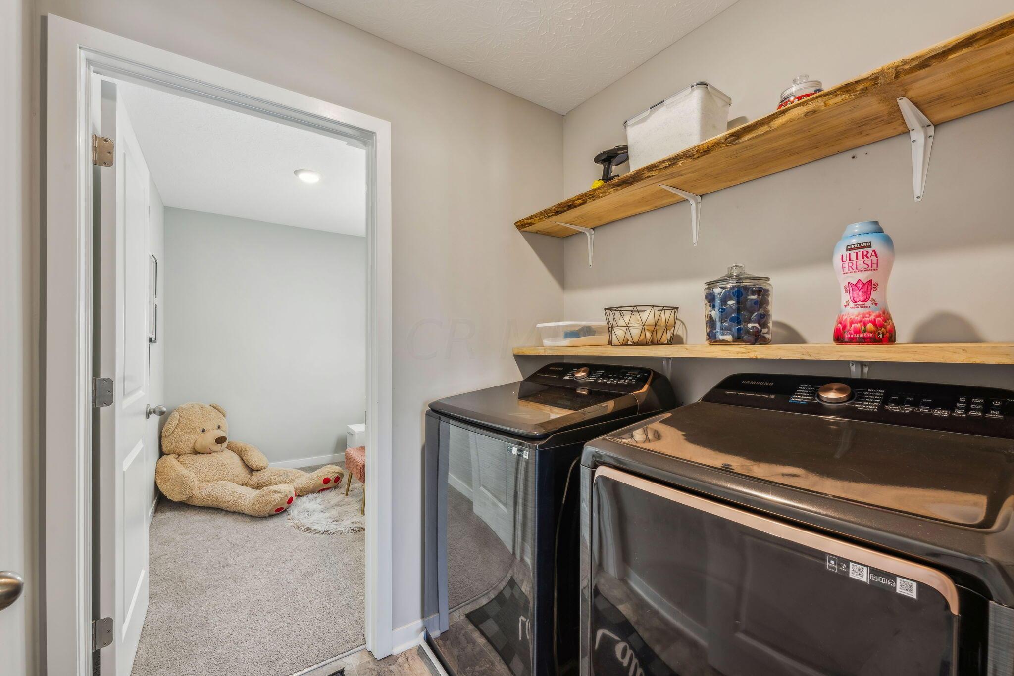 105 Mayfield Drive, Granville, Ohio image 36