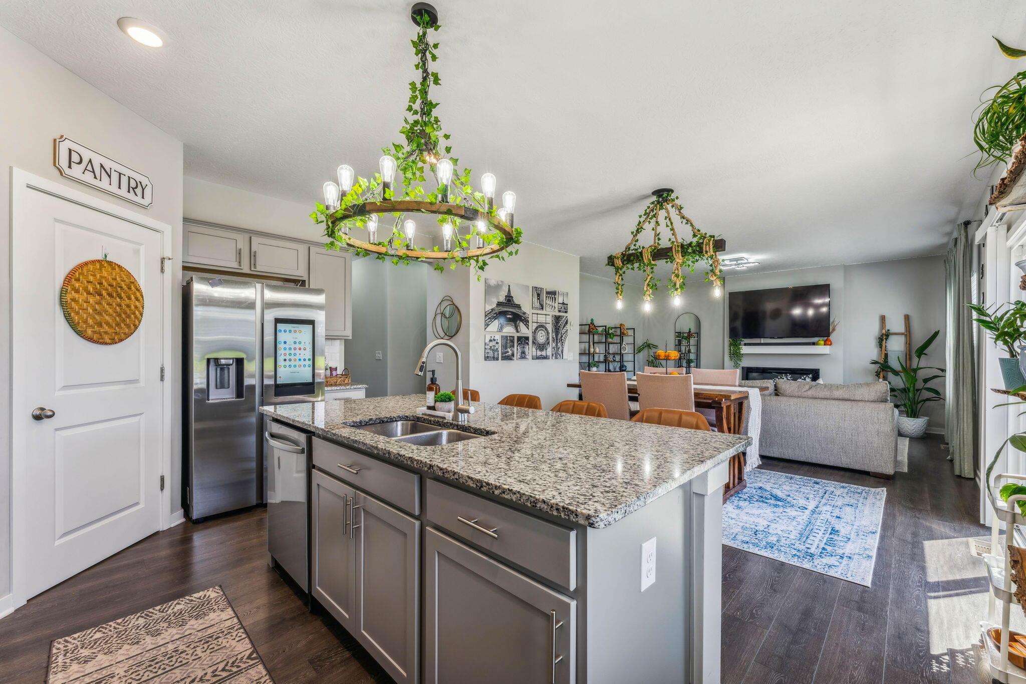 105 Mayfield Drive, Granville, Ohio image 12