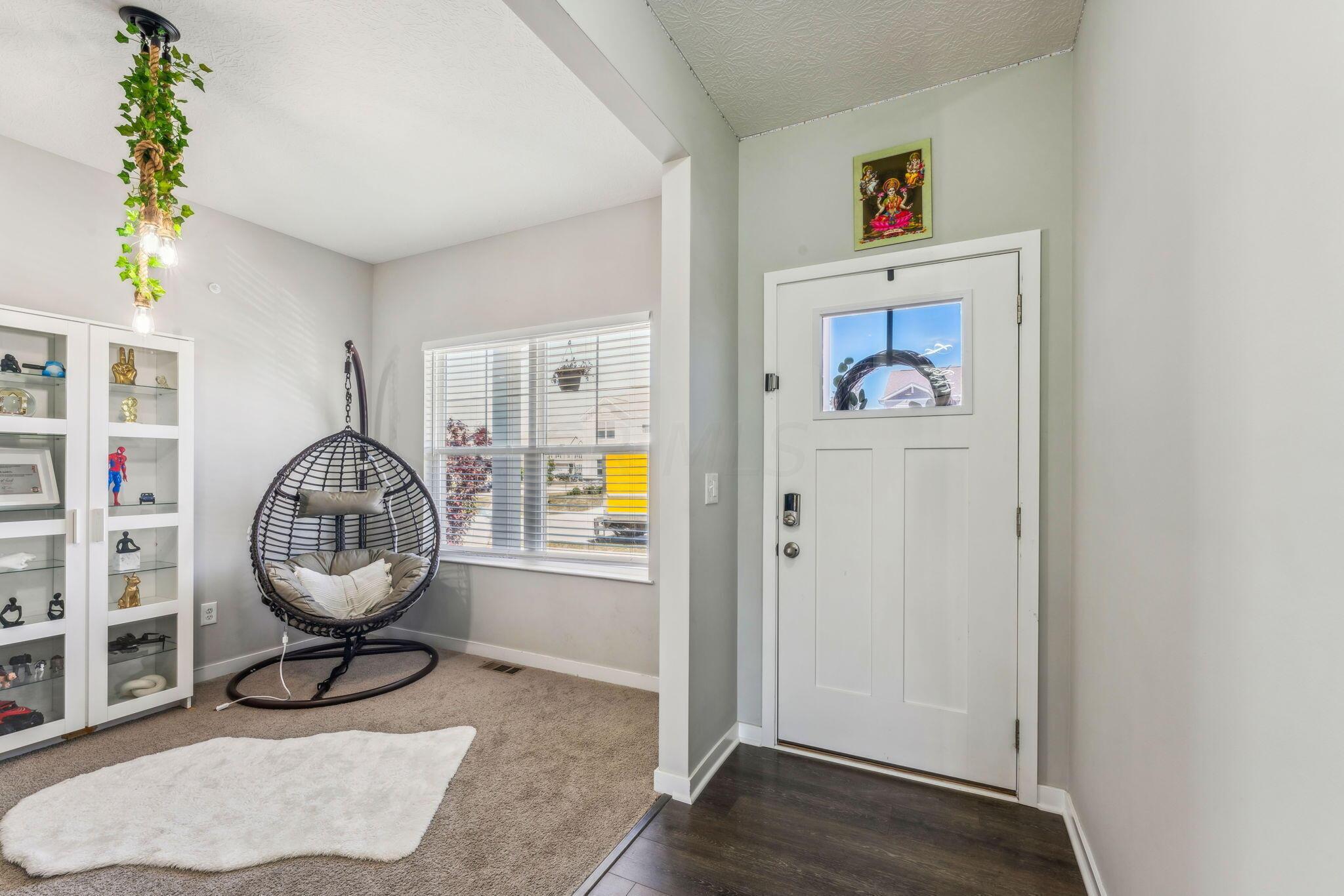 105 Mayfield Drive, Granville, Ohio image 3