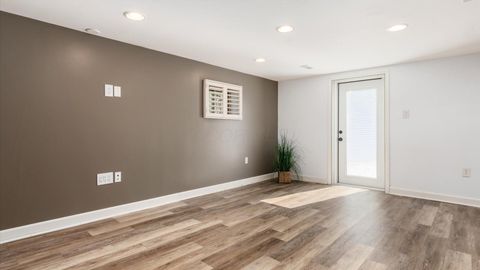 Tiny photo for 343 W Maple Street, Granville, OH 43023 (MLS # 225039545)