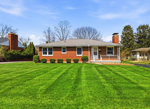 Photo of 269 Virginia Circle, Wilmington, OH 45177 (MLS # 226009921)