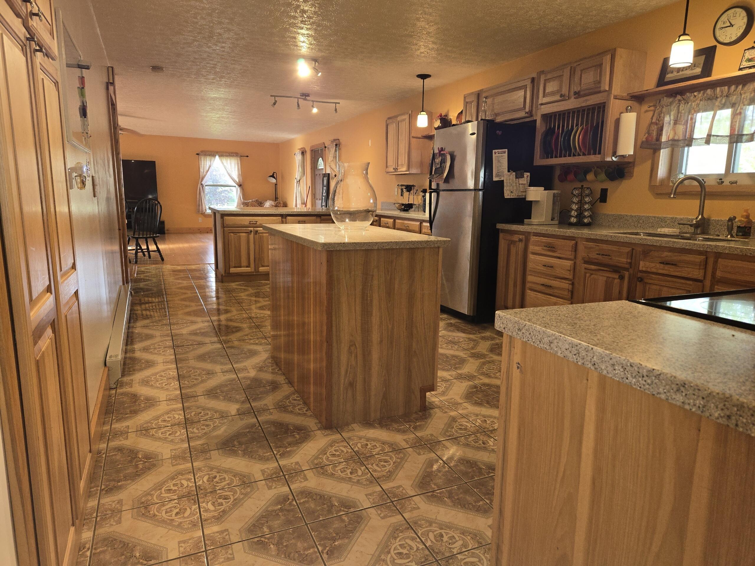 25560 Chillicothe Pike, Williamsport, Ohio image 6