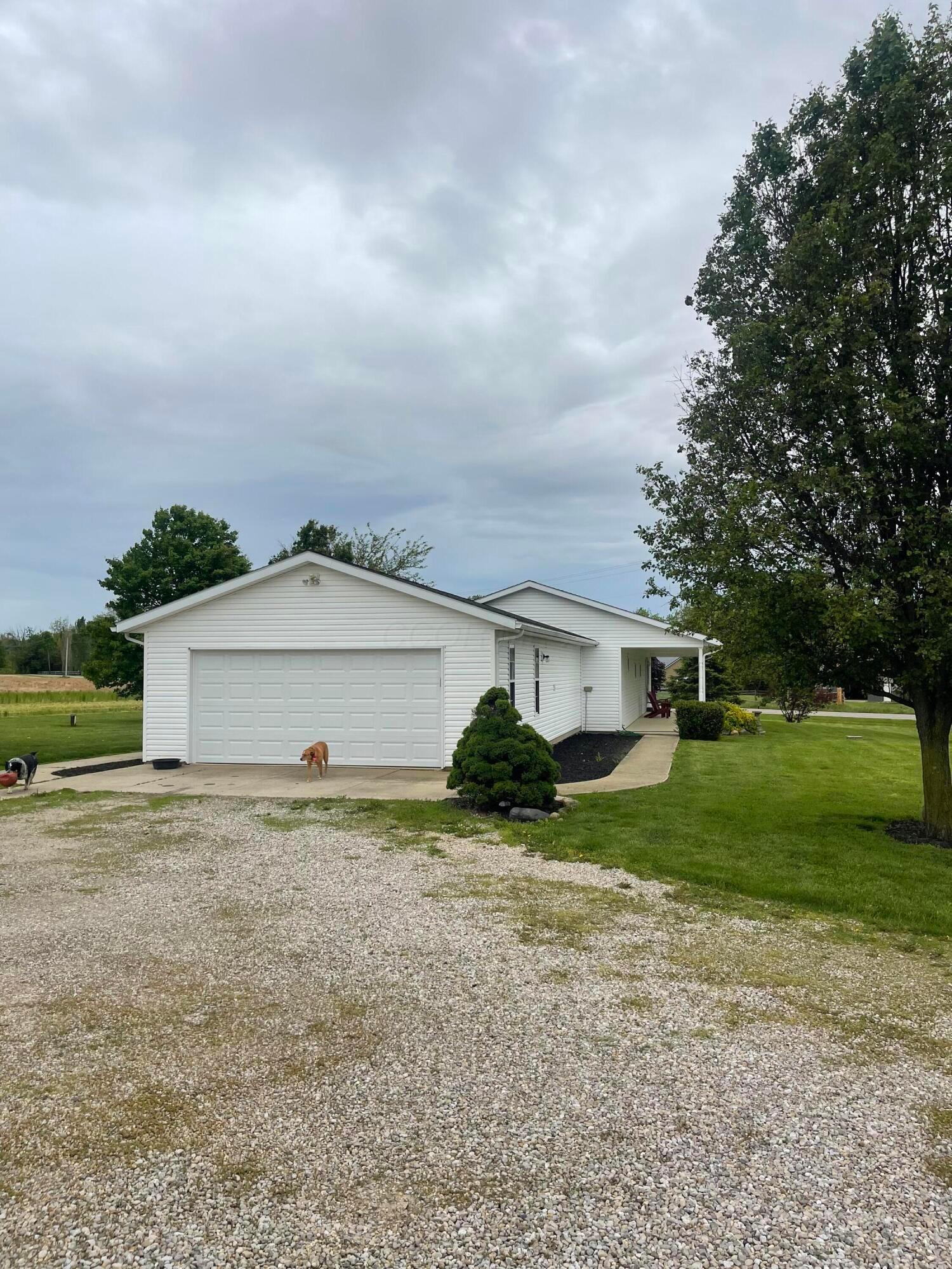 1052 Beehive Grove, Grove City, Ohio image 8