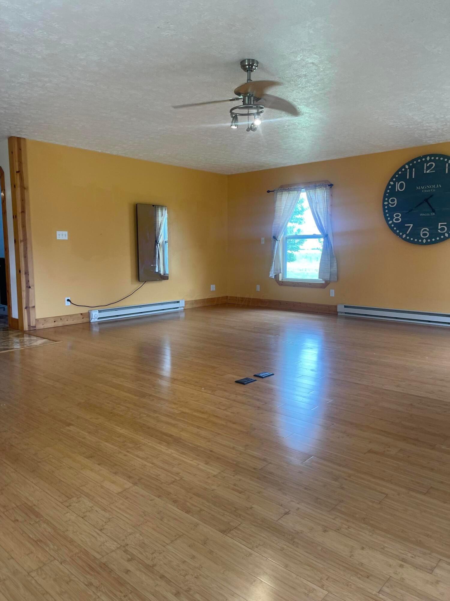 1052 Beehive Grove, Grove City, Ohio image 12
