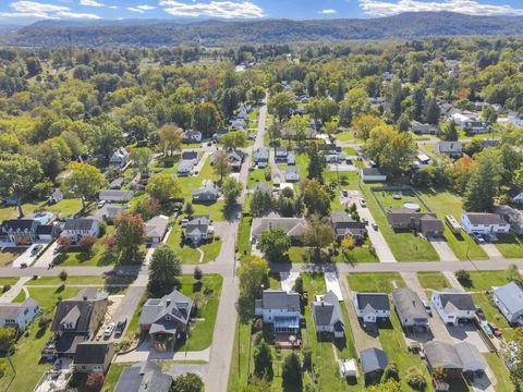 Tiny photo for 359 W 4th Street, Chillicothe, OH 45601 (MLS # 225039630)