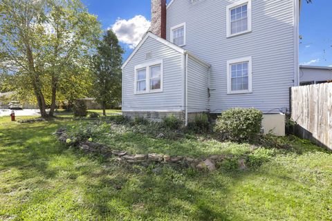 Tiny photo for 359 W 4th Street, Chillicothe, OH 45601 (MLS # 225039630)