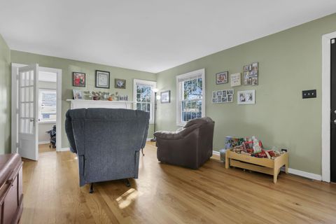 Tiny photo for 359 W 4th Street, Chillicothe, OH 45601 (MLS # 225039630)