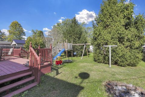 Tiny photo for 359 W 4th Street, Chillicothe, OH 45601 (MLS # 225039630)