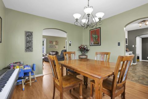 Tiny photo for 359 W 4th Street, Chillicothe, OH 45601 (MLS # 225039630)