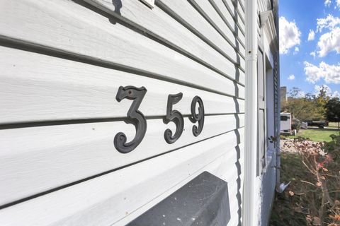 Tiny photo for 359 W 4th Street, Chillicothe, OH 45601 (MLS # 225039630)