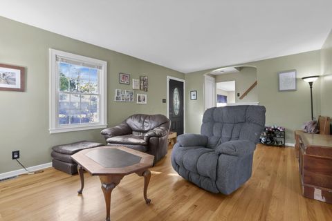 Tiny photo for 359 W 4th Street, Chillicothe, OH 45601 (MLS # 225039630)