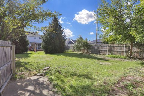Tiny photo for 359 W 4th Street, Chillicothe, OH 45601 (MLS # 225039630)