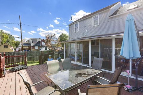 Tiny photo for 359 W 4th Street, Chillicothe, OH 45601 (MLS # 225039630)