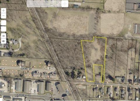 Photo of 20 Cherry Street, Newark, OH 43055 (MLS # 226001603)