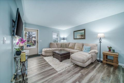 Tiny photo for 3487 Saddle Lane S, Westerville, OH 43081 (MLS # 226000918)