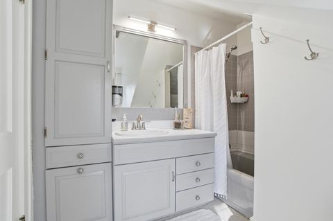 Tiny photo for 35 Hiawatha Avenue, Westerville, OH 43081 (MLS # 225042097)