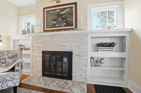 Tiny photo for 35 Hiawatha Avenue, Westerville, OH 43081 (MLS # 225042097)