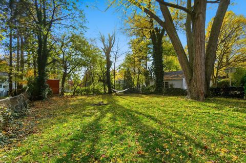Tiny photo for 35 Hiawatha Avenue, Westerville, OH 43081 (MLS # 225042097)