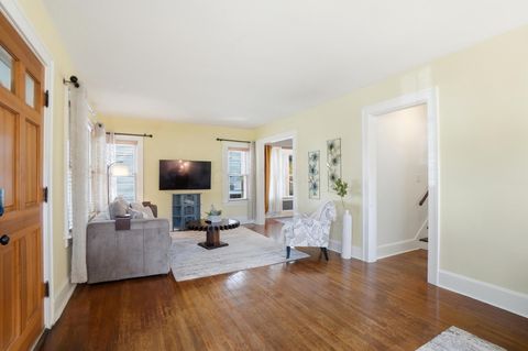 Tiny photo for 35 Hiawatha Avenue, Westerville, OH 43081 (MLS # 225042097)